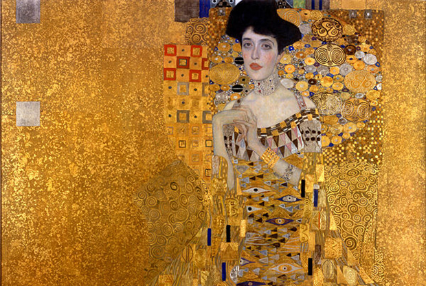 dama de oro woman in gold