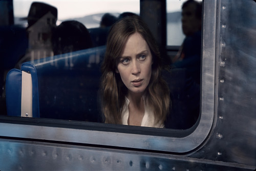 emily blunt girl on the train